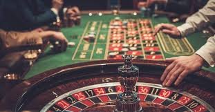 warunghoki888 mobile app interface showing live football markets and slot games